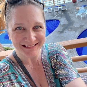 Meet your Posher, Nancy